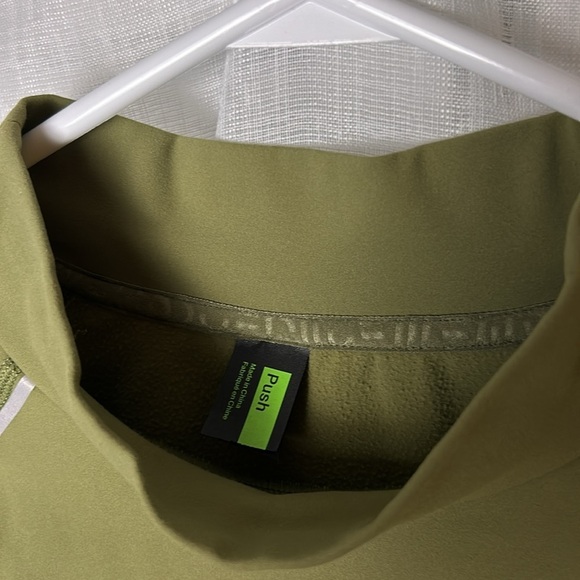 FWD sweatshirt,women M. PUSH ,Sportwear,activewear,hiking ,reflective,4 pockets, - Picture 3 of 14